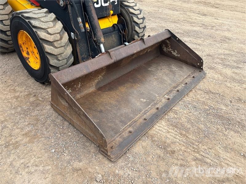 JCB 330 Two-Speed Skid Steer Loader Kompaktrakodók