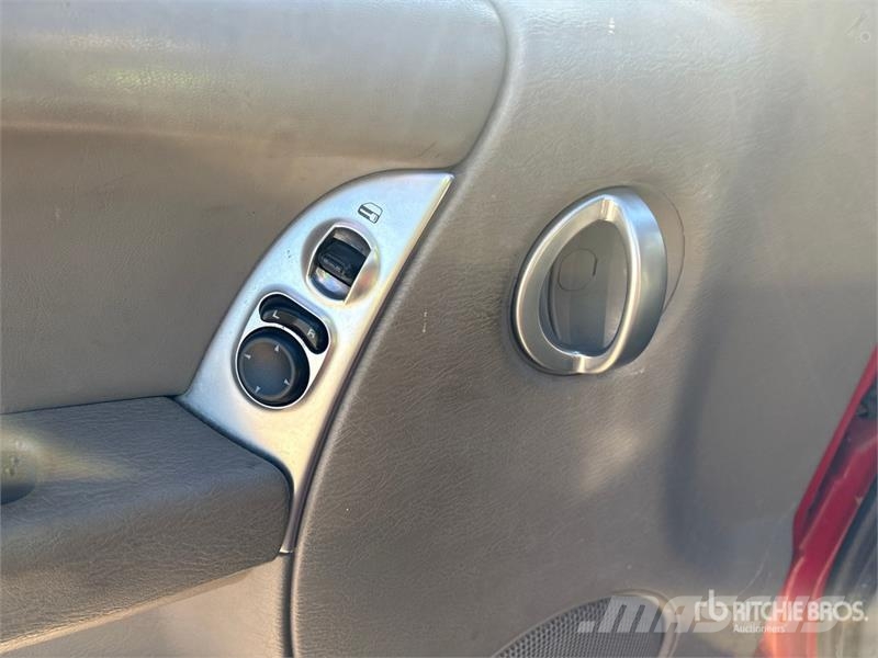 Jeep Liberty Automašīnas
