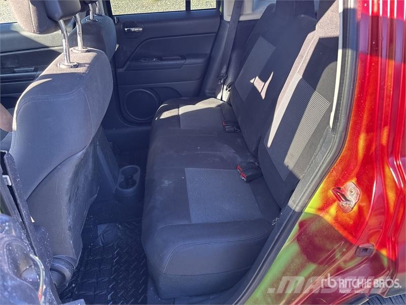 Jeep Patriot 4WD SUV Otomobiller