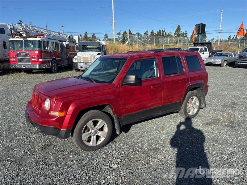 Jeep Patriot 4WD SUV Otomobiller