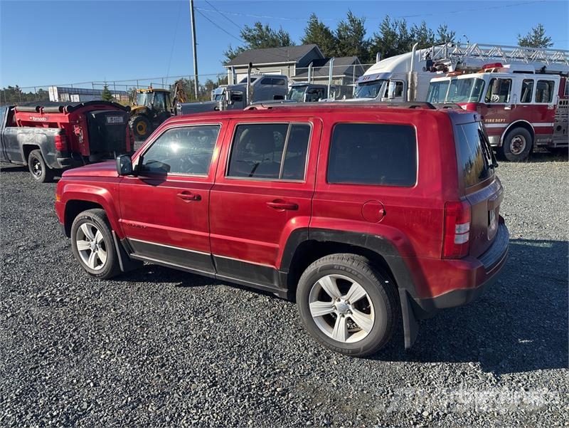 Jeep Patriot 4WD SUV Otomobiller