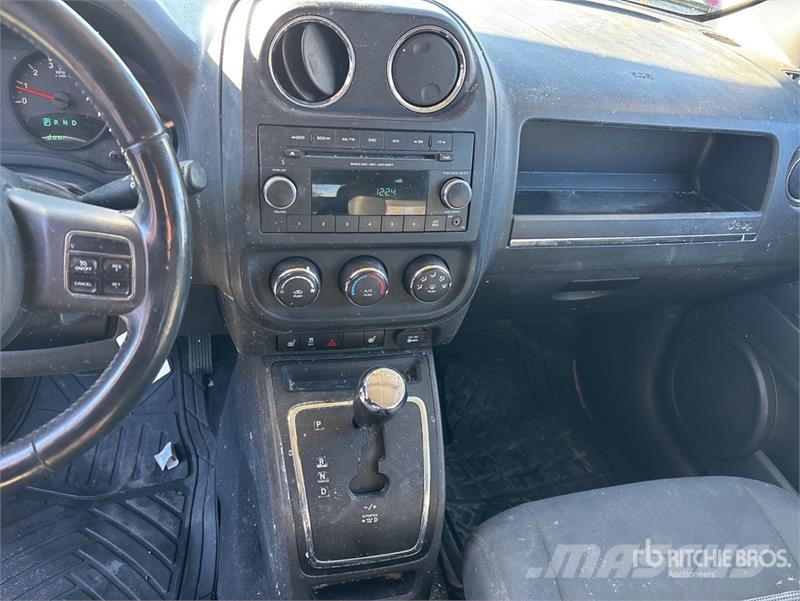 Jeep Patriot 4WD SUV Otomobiller