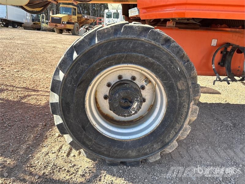 JLG 450AJ Series ll 4WD Dual Fuel Articulating Boom Li Коленчатые подъемники