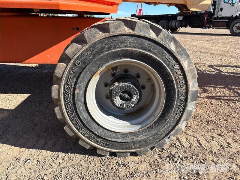 JLG 450AJ Series ll 4WD Dual Fuel Articulating Boom Li Коленчатые подъемники