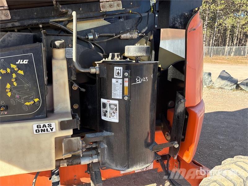 JLG 450AJ Series ll 4WD Dual Fuel Articulating Boom Li Коленчатые подъемники