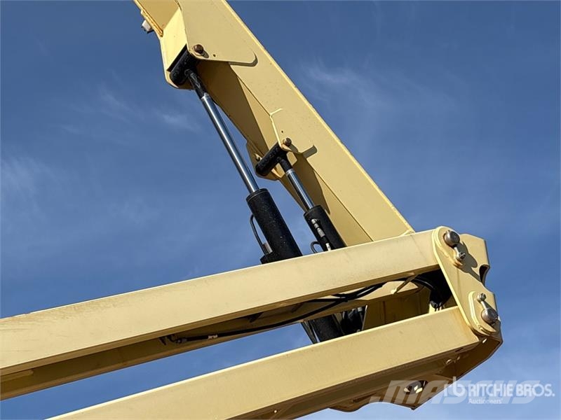 JLG 450AJ Series ll 4WD Dual Fuel Articulating Boom Li Коленчатые подъемники