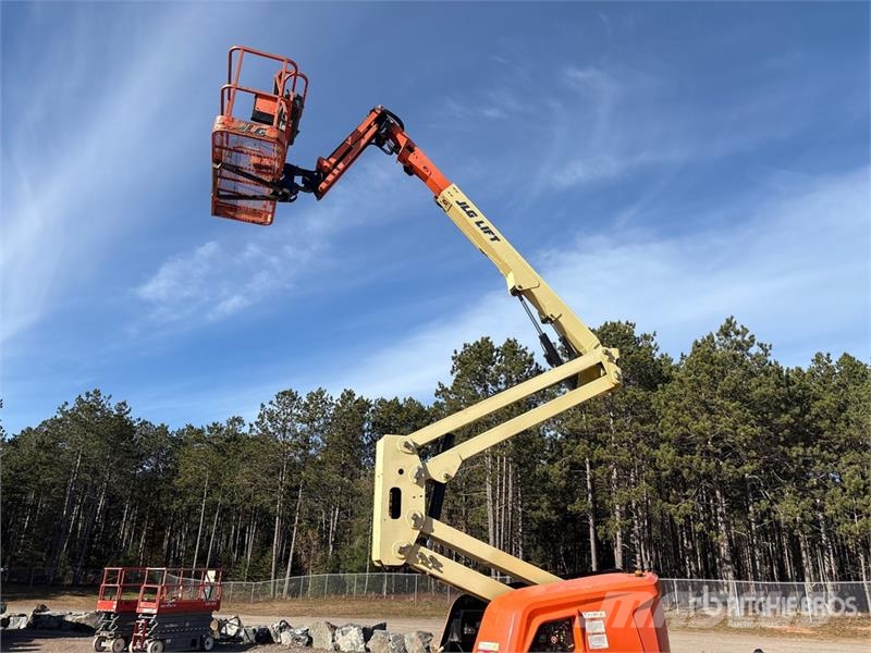 JLG 450AJ Series ll 4WD Dual Fuel Articulating Boom Li Коленчатые подъемники
