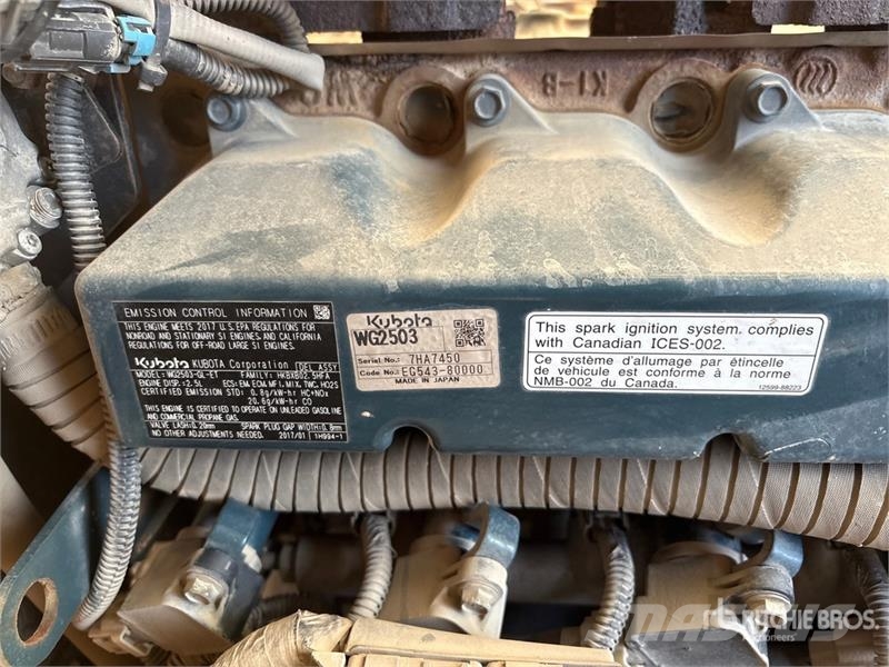 JLG 450AJ Series ll 4WD Dual Fuel Articulating Boom Li Коленчатые подъемники