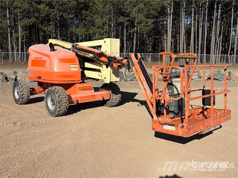 JLG 450AJ Series ll 4WD Dual Fuel Articulating Boom Li Коленчатые подъемники