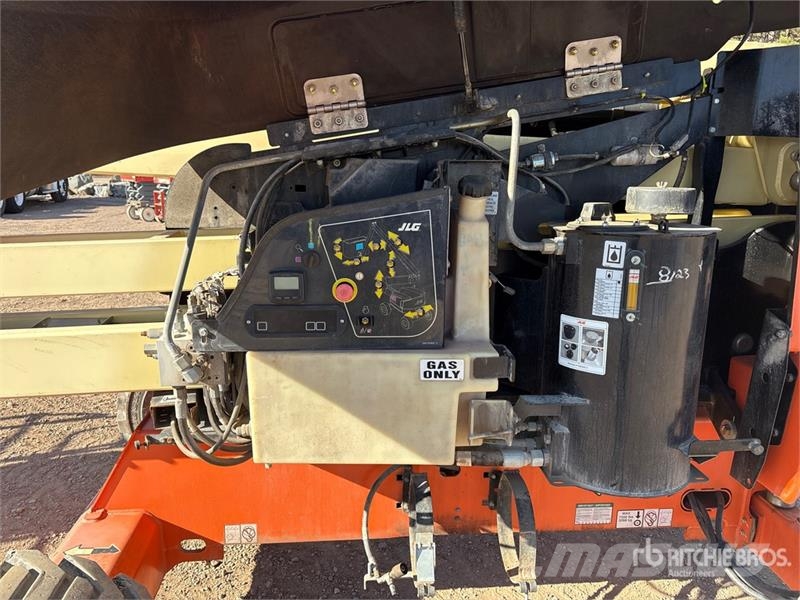 JLG 450AJ Series ll 4WD Dual Fuel Articulating Boom Li Коленчатые подъемники