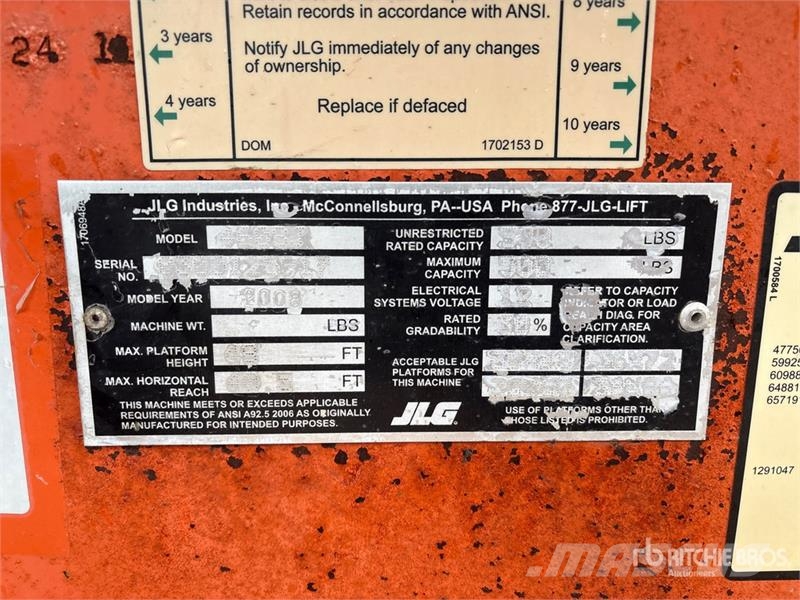 JLG 460SJ 2WD Dual Fuel Telescopic Boom Lift Nacelles télescopiques