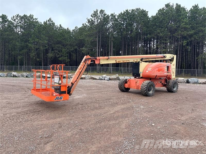 JLG 800 AJ 4WD Dual Fuel Articulating Boom Lift Gelenkteleskoparbeitsbühnen