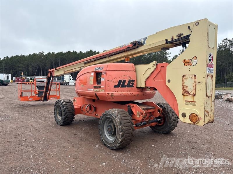 JLG 800 AJ 4WD Dual Fuel Articulating Boom Lift Gelenkteleskoparbeitsbühnen