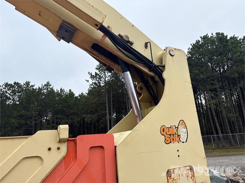 JLG 800 AJ 4WD Dual Fuel Articulating Boom Lift Gelenkteleskoparbeitsbühnen
