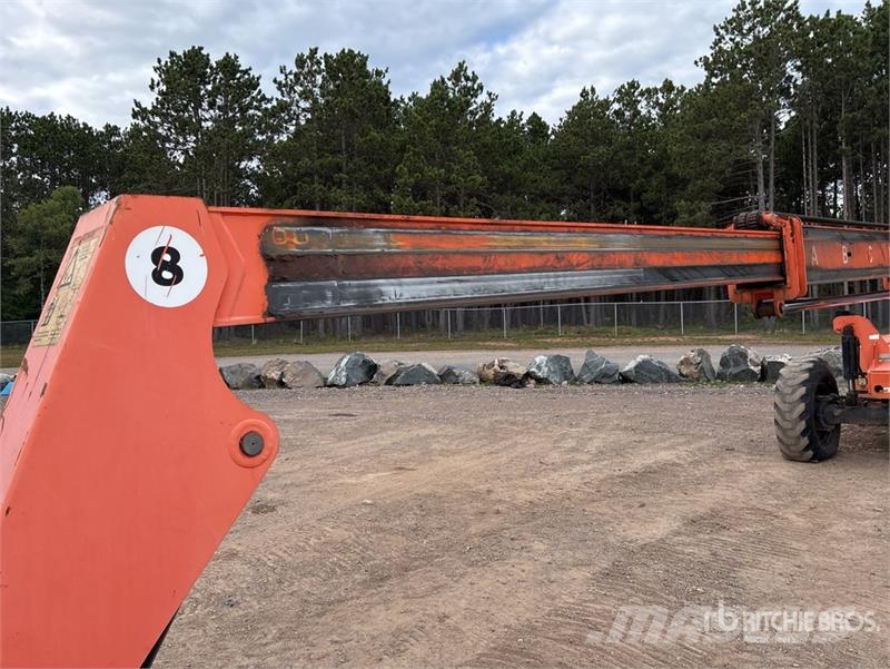 JLG 8042 Telescopic handlers