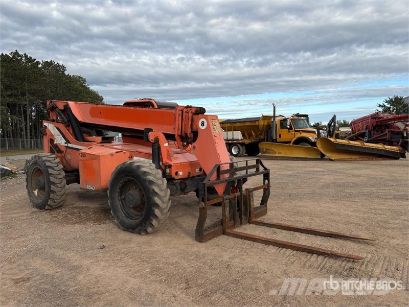 JLG 8042 Telescopic handlers