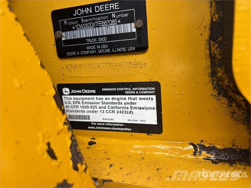 John Deere 250D Series II Articulated Dump Truck Dumper - Knickgelenk