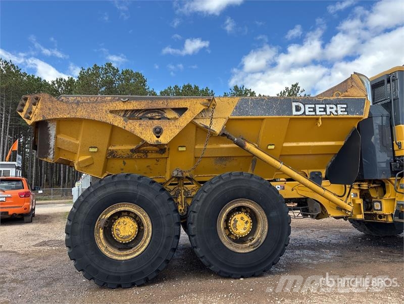 John Deere 250D Series II Articulated Dump Truck Dumper - Knickgelenk