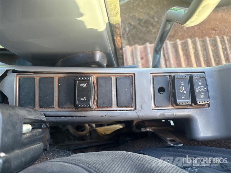 John Deere 270D LC Tracked Excavator Crawler excavators