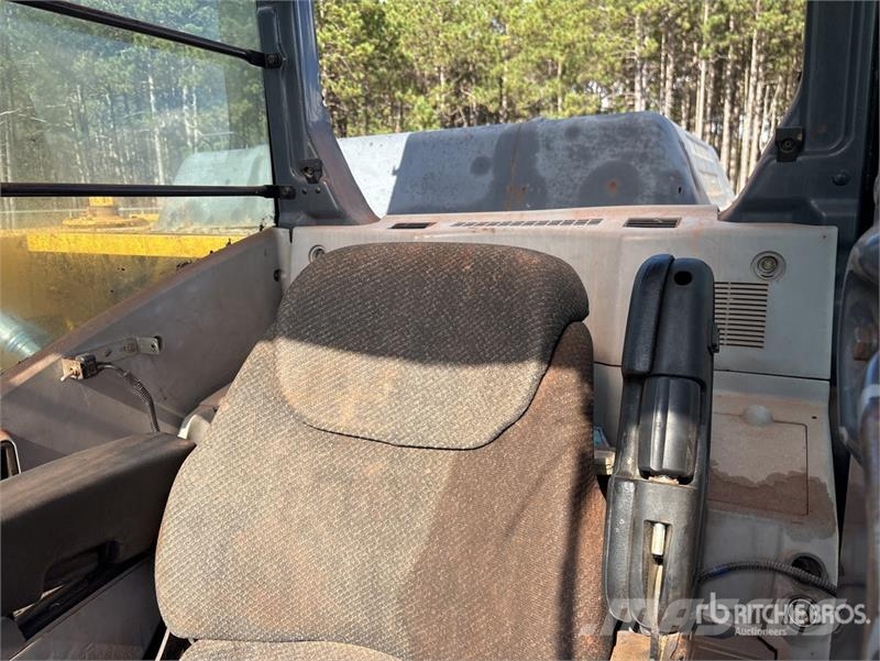 John Deere 270D LC Tracked Excavator Raupenbagger