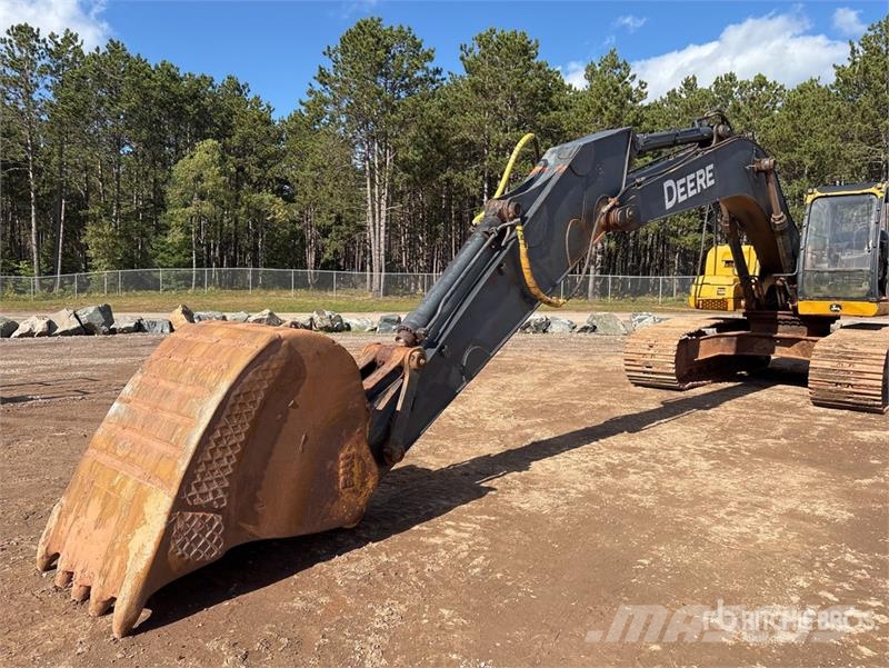 John Deere 270D LC Tracked Excavator Raupenbagger