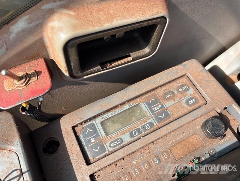 John Deere 270D LC Tracked Excavator Raupenbagger