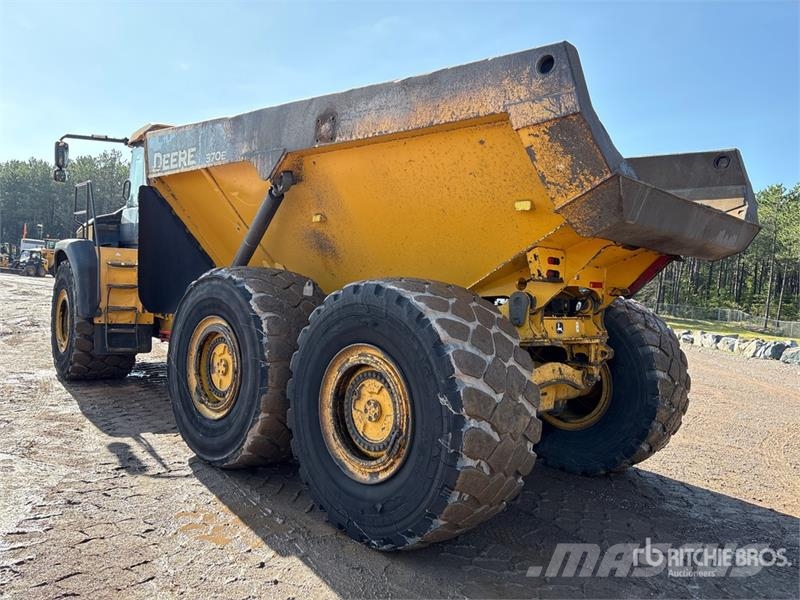 John Deere 370ET Articulated Dump Truck Articulated Dump Trucks (ADTs)