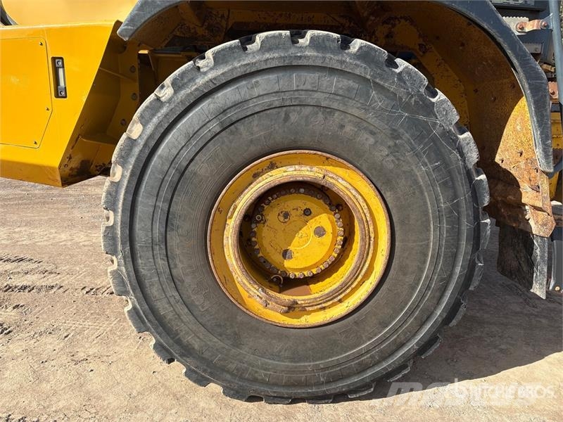 John Deere 400D Dumpperit