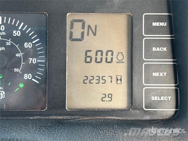 John Deere 400D Dumpperit