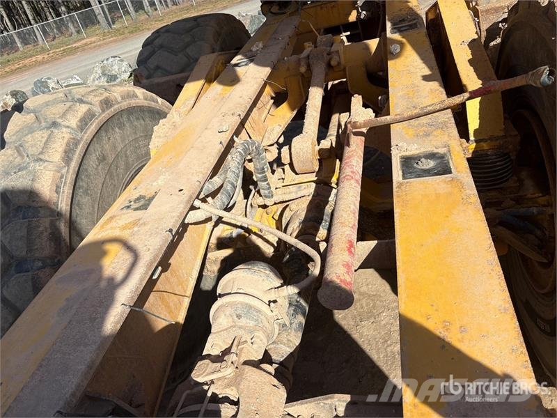John Deere 400D Dumpperit