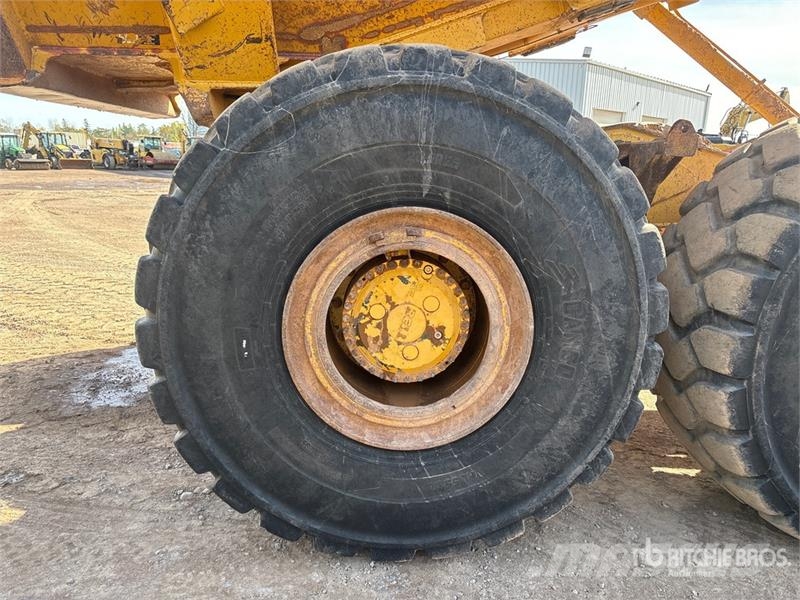 John Deere 400D Dumpperit