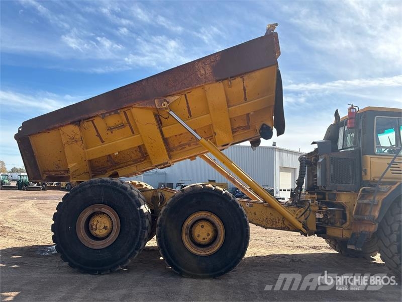 John Deere 400D Dumpperit