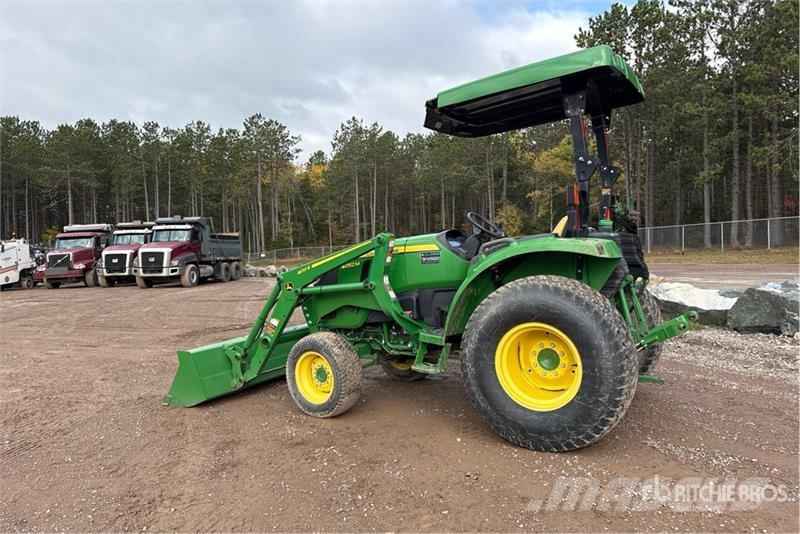 John Deere 4052M 4WD Utility Tractor Компактни трактори