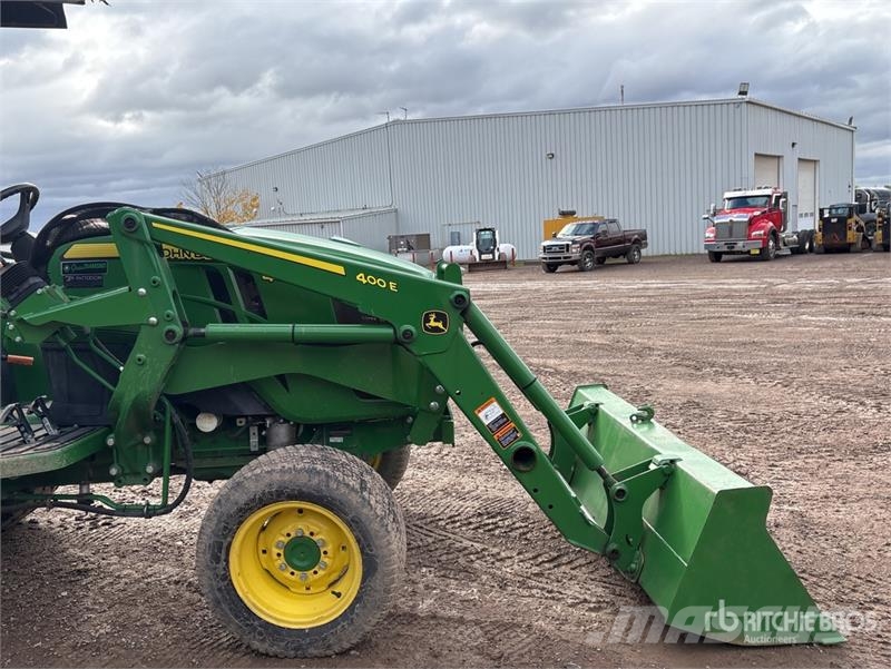 John Deere 4052M 4WD Utility Tractor Kleintraktoren