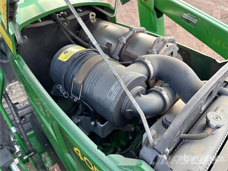 John Deere 4052M 4WD Utility Tractor Kleintraktoren
