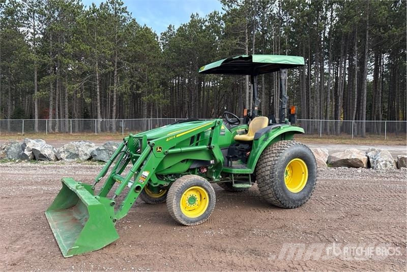 John Deere 4052M 4WD Utility Tractor Компактни трактори