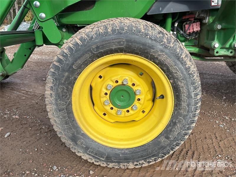 John Deere 4052M 4WD Utility Tractor Kleintraktoren
