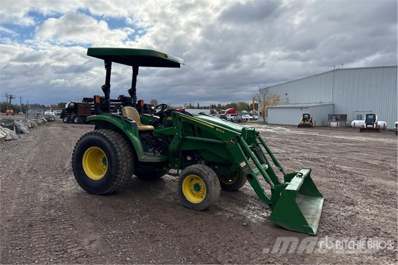 John Deere 4052M 4WD Utility Tractor Компактни трактори