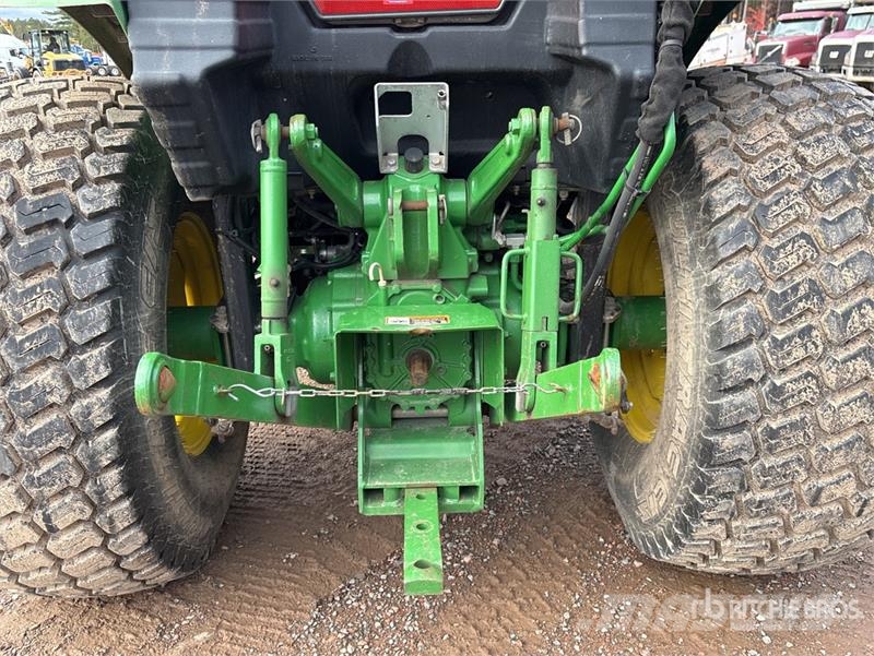 John Deere 4052M 4WD Utility Tractor Kleintraktoren