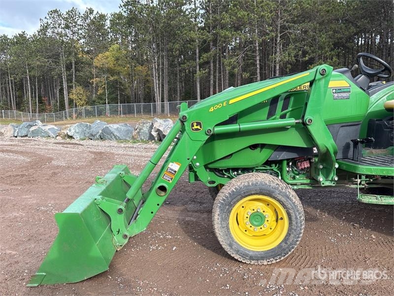 John Deere 4052M 4WD Utility Tractor Kleintraktoren
