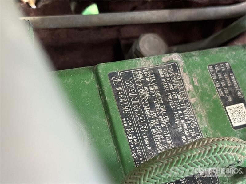 John Deere 4066R 4WD Utility Tractor Kompakttraktorer