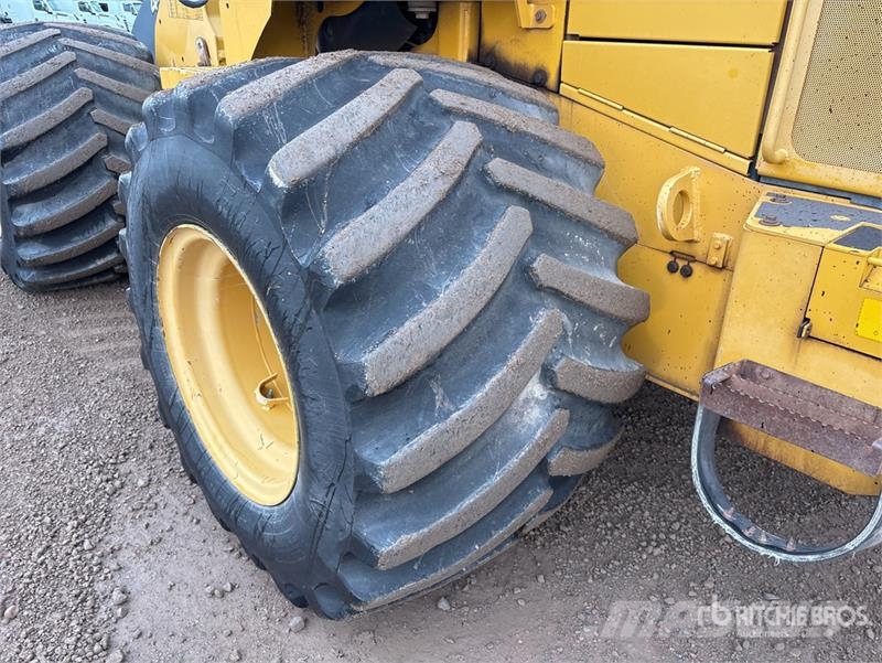 John Deere 444K Wheel Loader Kolesni nakladalci