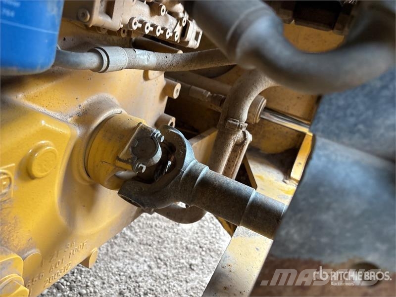 John Deere 444K Wheel Loader Kolesni nakladalci