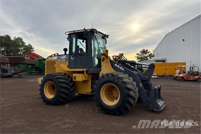 John Deere 444K Wheel Loader Kolesni nakladalci