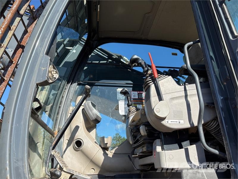 John Deere 450D LC Tracked Excavator Lánctalpas kotrók