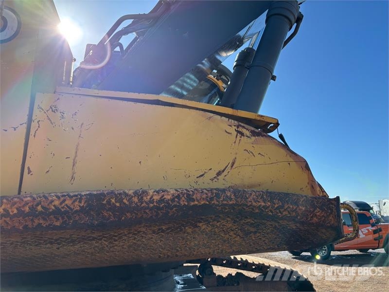 John Deere 450D LC Tracked Excavator Lánctalpas kotrók