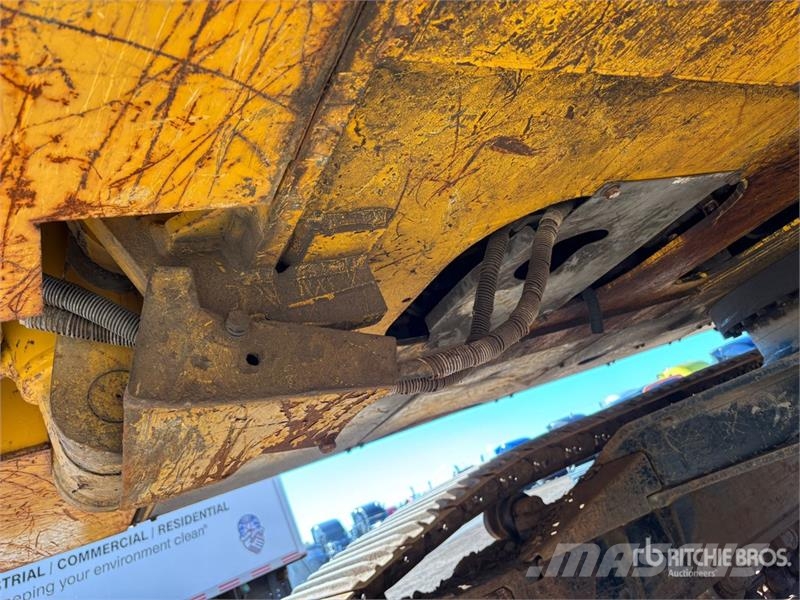 John Deere 450D LC Tracked Excavator Lánctalpas kotrók