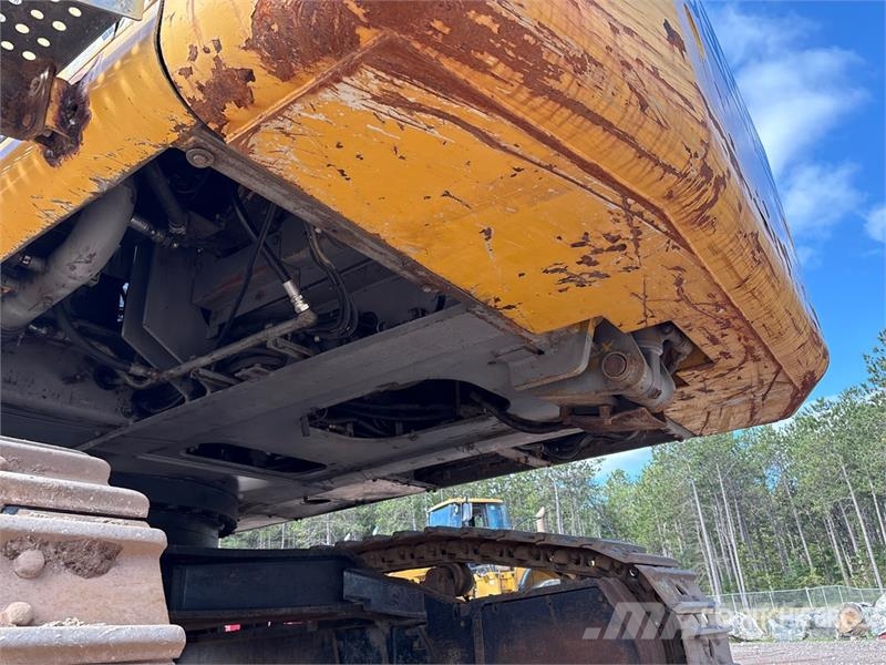 John Deere 450DLC Tracked Excavator Roomikekskavaatorid