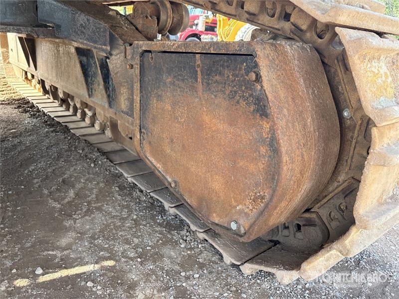 John Deere 450DLC Tracked Excavator Roomikekskavaatorid
