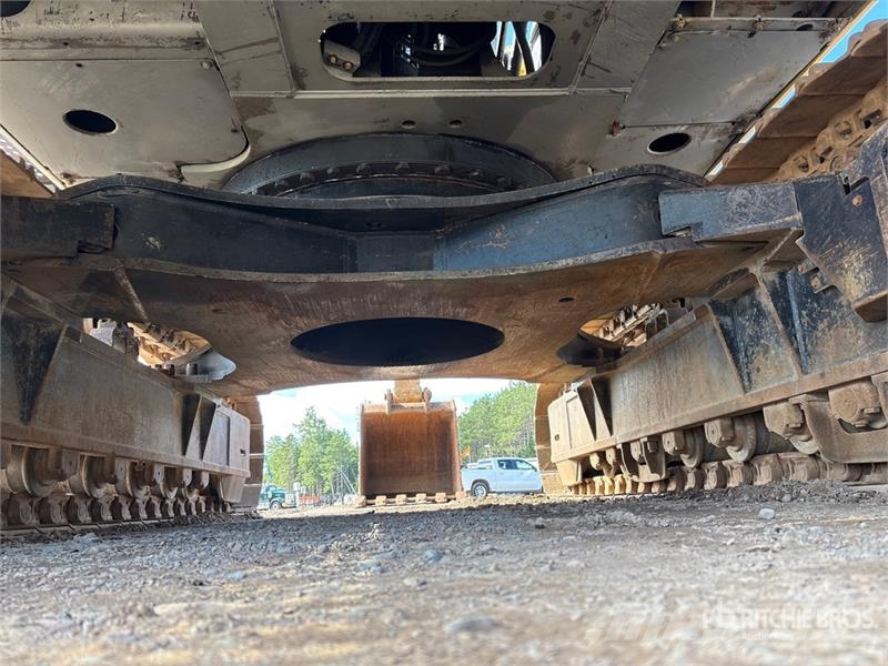 John Deere 450DLC Tracked Excavator Roomikekskavaatorid